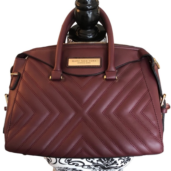 MARC NEW YORK Andrew Marc Bag - Picture 2 of 14